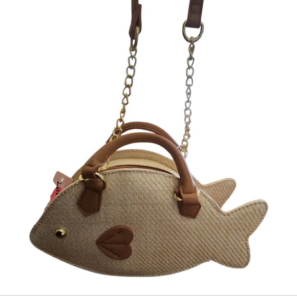 Betsey Johnson Handbags - Betsey Johnson Fish-Shaped Straw Crossbody Bag in Natural Brown NWT